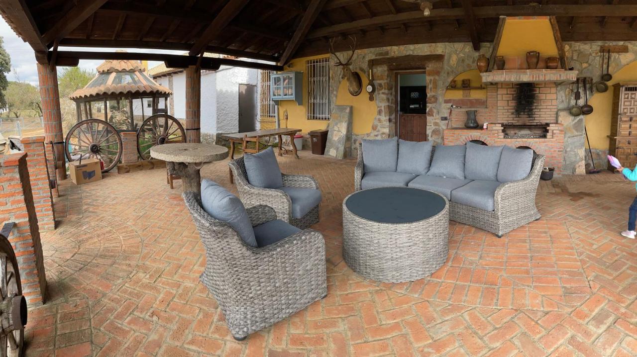 Casa Rural Finca Requejo Cerca De Benavente Tr 49426 Manganeses de la Polvorosa Extérieur photo